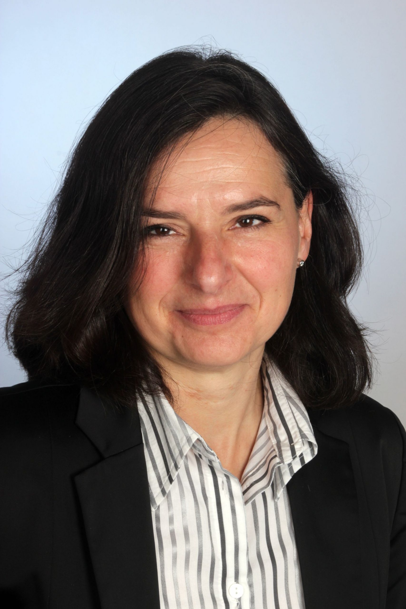 Dr. Angela Sabac-el-Cher