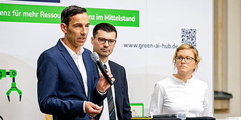 Mittelstand präsentiert Erfolge von grüner KI