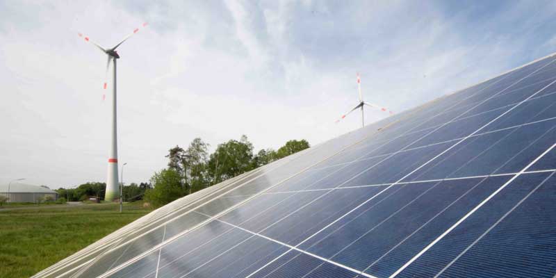 Untersuchung zur Doppelnutzung von Flächen für Wind- und Solarvorhaben